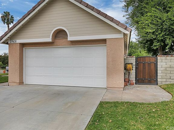 3rd image of 27631 Buckskin Dr