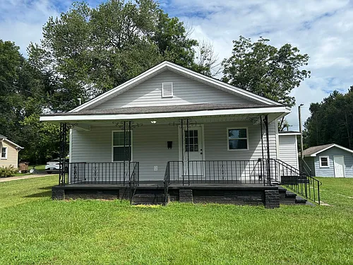 1117 Earl St Photo 1