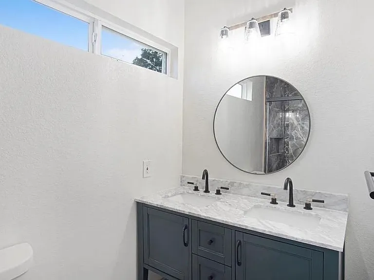 2611 Druid St #1 — Photo 5