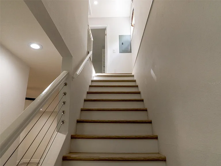 517 S Summerlin Ave — Photo 13