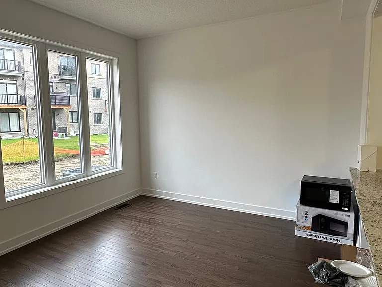27 Deer Ridge Cres #MAIN — Photo 5