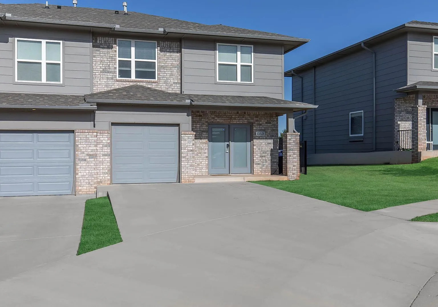 Afton Grove Townhouses — Photo 3