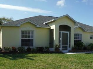 418 SW 40th Ter, Cape Coral, FL 33914