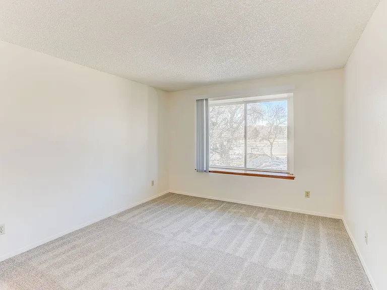 Dover Commons Apartments — Photo 49