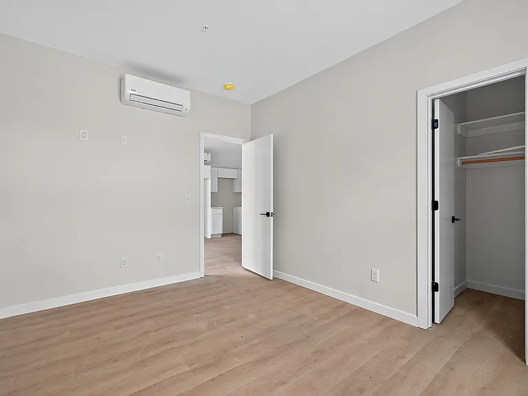 5220 Main St — Photo 8