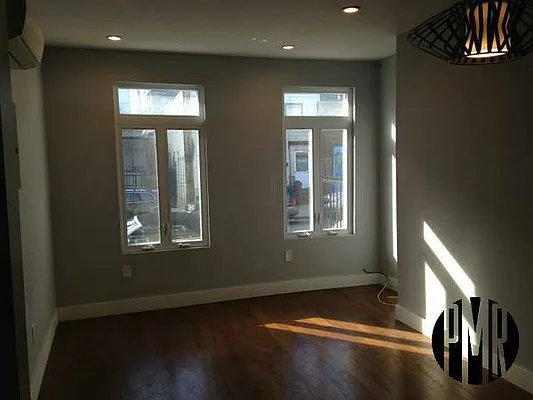 Rented by Premier Metro Realty Corp | media 66