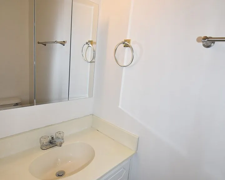 Tower Dr - 3264 — Photo 23