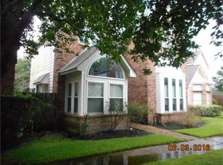 6645 Queensclub Dr, Houston, TX 77069