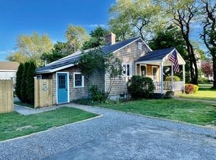 104 Hatch St, Mystic, CT 06355