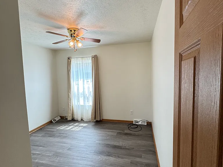730 Elm St #730 — Photo 25