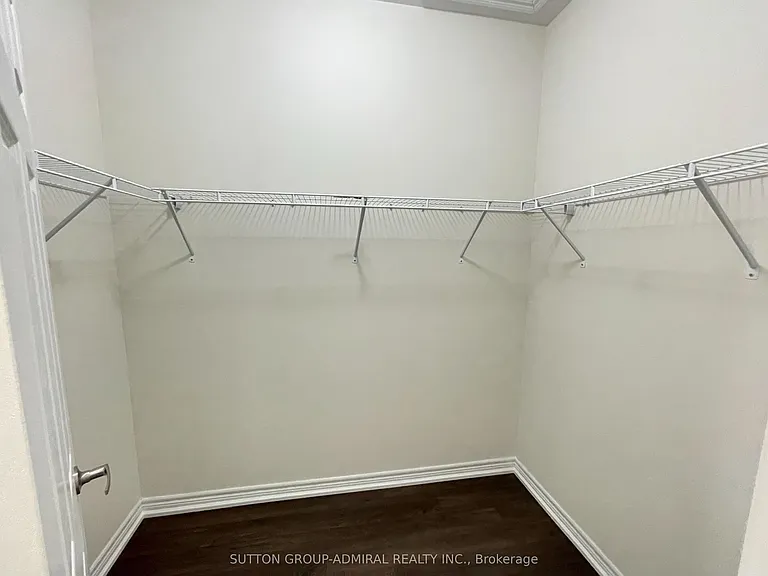 276 Chouinard Way — Photo 12