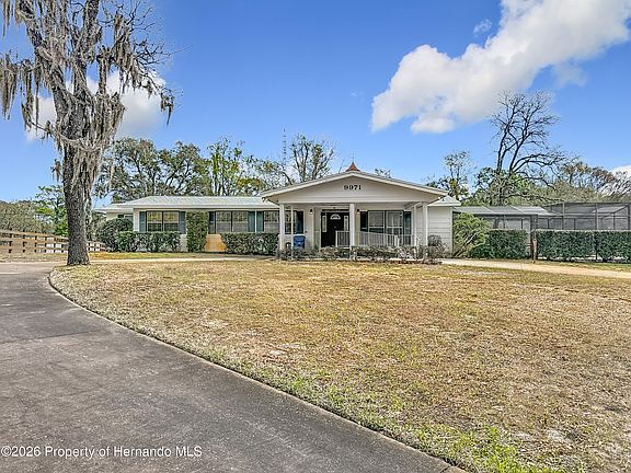 3rd image of 9971 Thaxton St