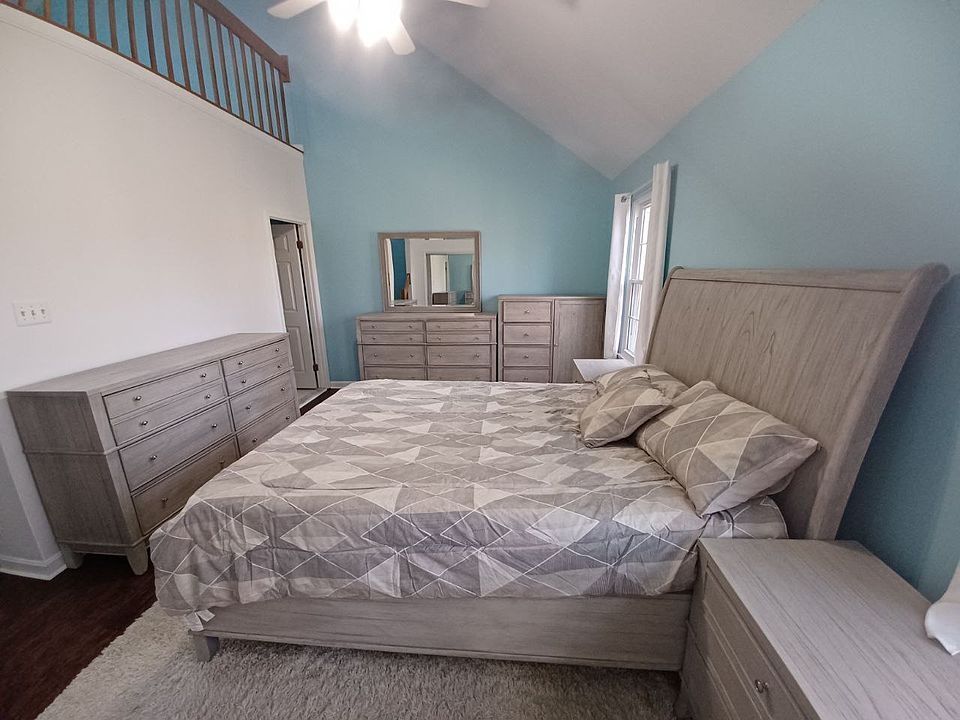 A master bedroom complete with a loft