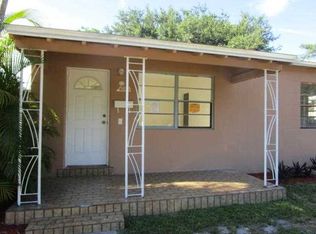 1025 NE 130th St, North Miami, FL 33161