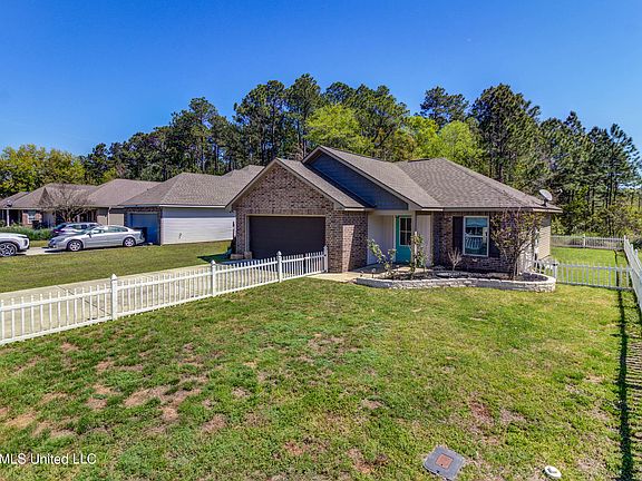 2nd image of 11491 Caroline Ct