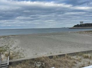 100 Tafts Ave #2, Winthrop, MA 02152