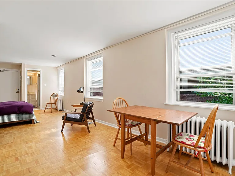 715 Pine St #2 — Photo 8