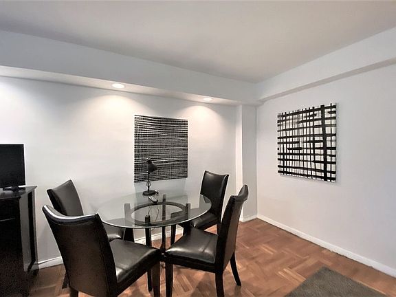 2nd image of 210 E 47th St #4EF