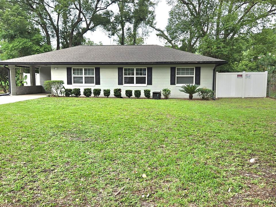 1st image of 615 Luna Ct