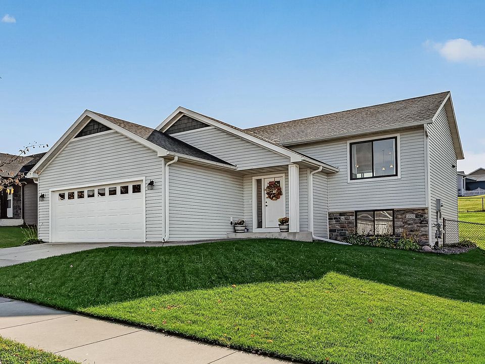 1st image of 5920 Kingsbury Dr NW