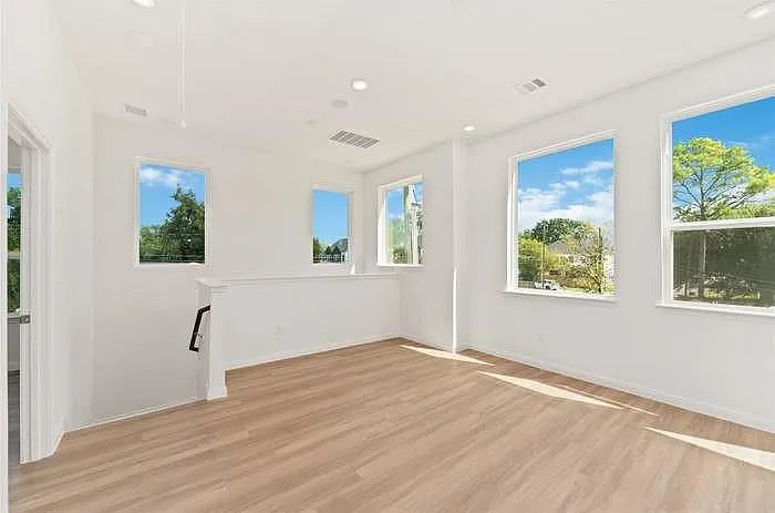 4710 Mallow St #B — Photo 12