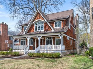 1148 Isabella St, Wilmette, IL 60091