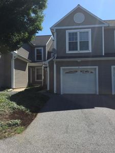 48 Harvest Rd, Lancaster, PA, 17602