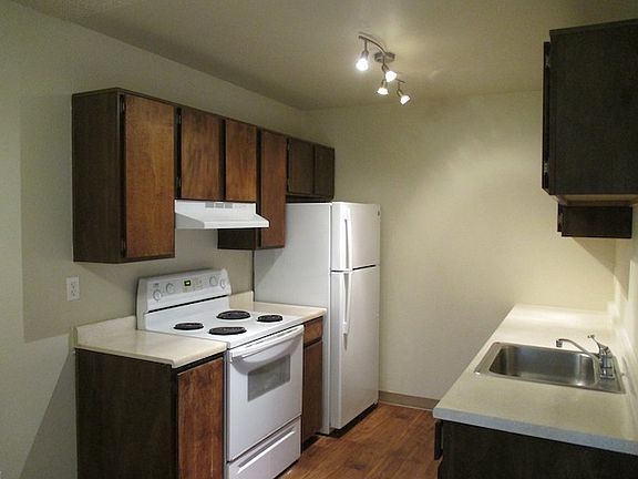 New refrigerator & track lighting