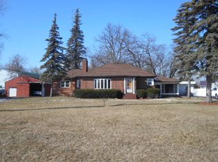 2554 S Huron Rd, Kawkawlin, MI 48631