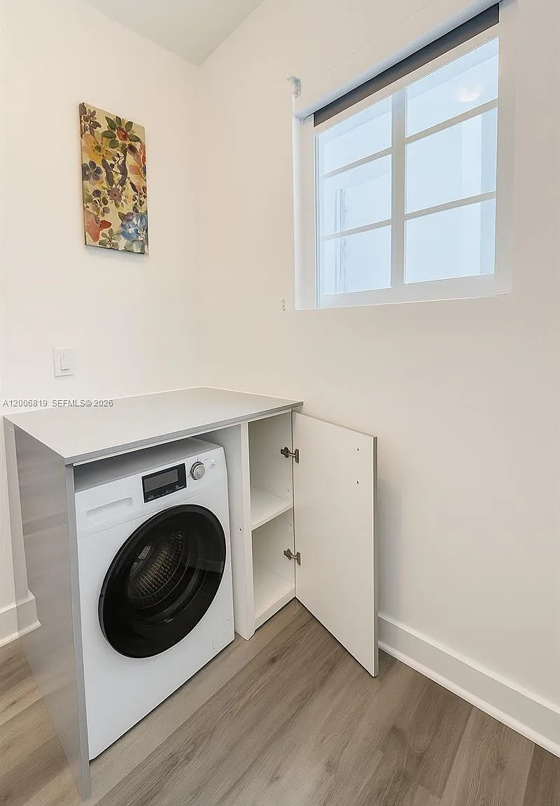 The Morrison Condo — Photo 4