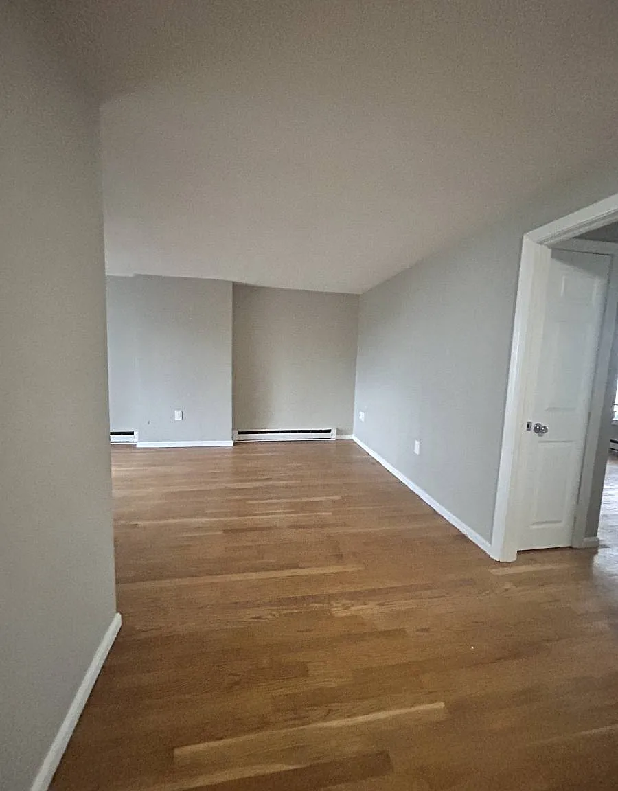 27 Division St in Chelsea, MA 02150 — Photo 2
