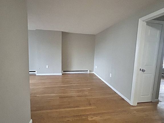 2nd image of 27 Division St