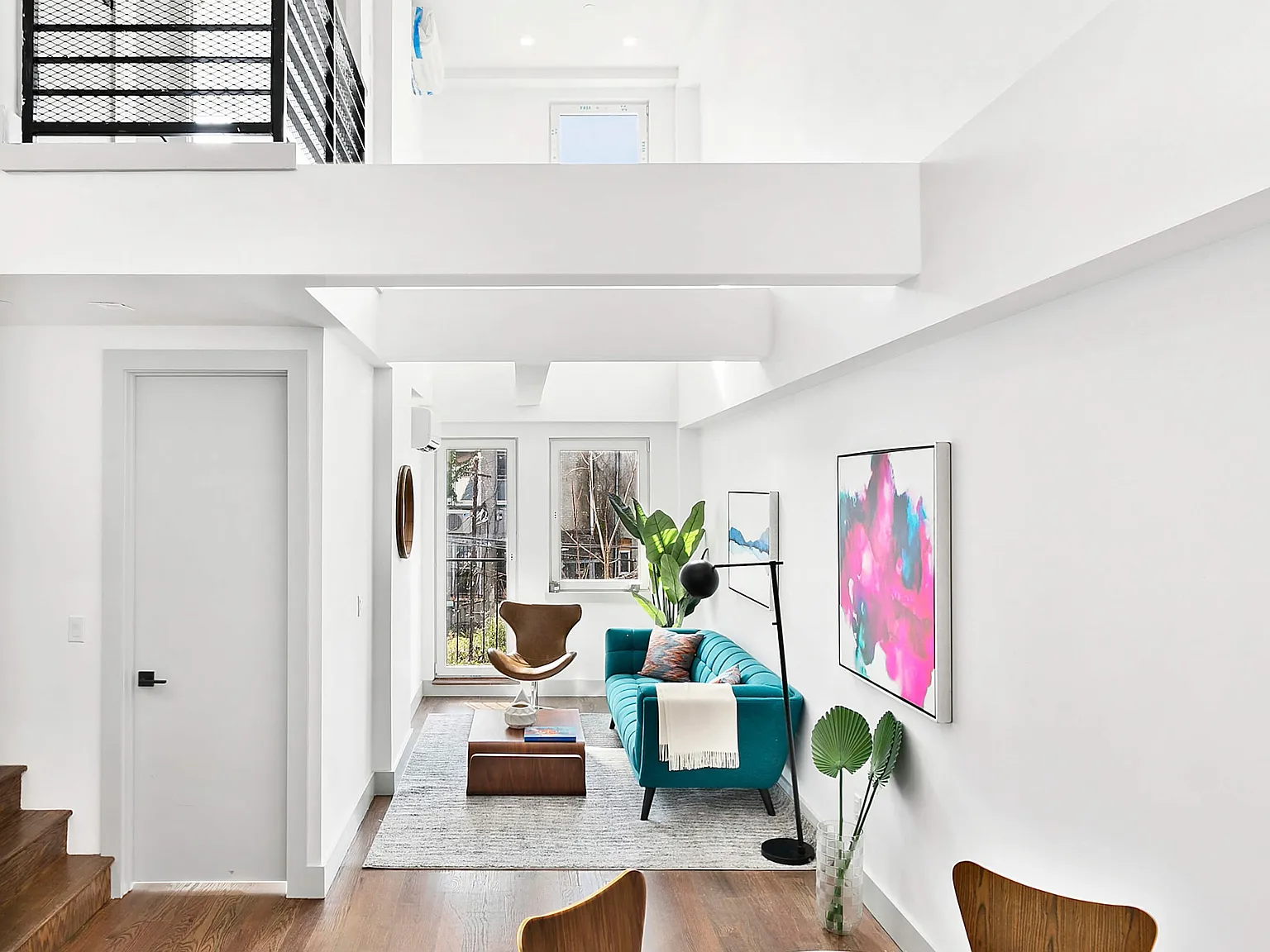 896 New York Avenue — Photo 2