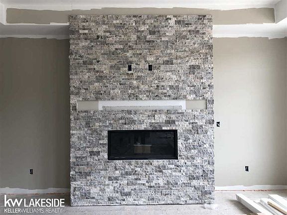 4th image of 54406 Deadwood Ln