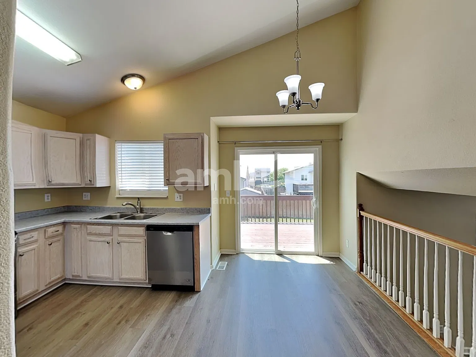 4 bed, 3.0 bath, 1767 sqft, $2,490 — Photo 4