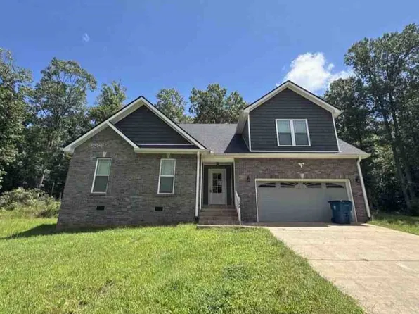 781 Riverwood Dr, Buchanan, TN 38222