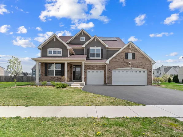 153 N Bend Way, Elgin, IL 60124
