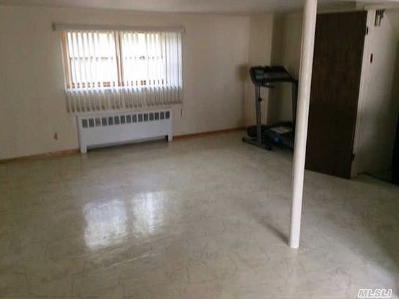 3rd image of 44 Marilynn St