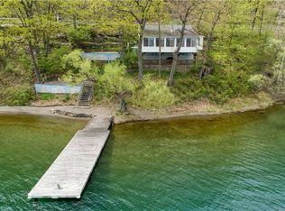 8706 W Lake Rd, Hammondsport, NY 14840