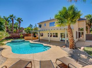 330 New Hope Dr, Henderson, NV 89014