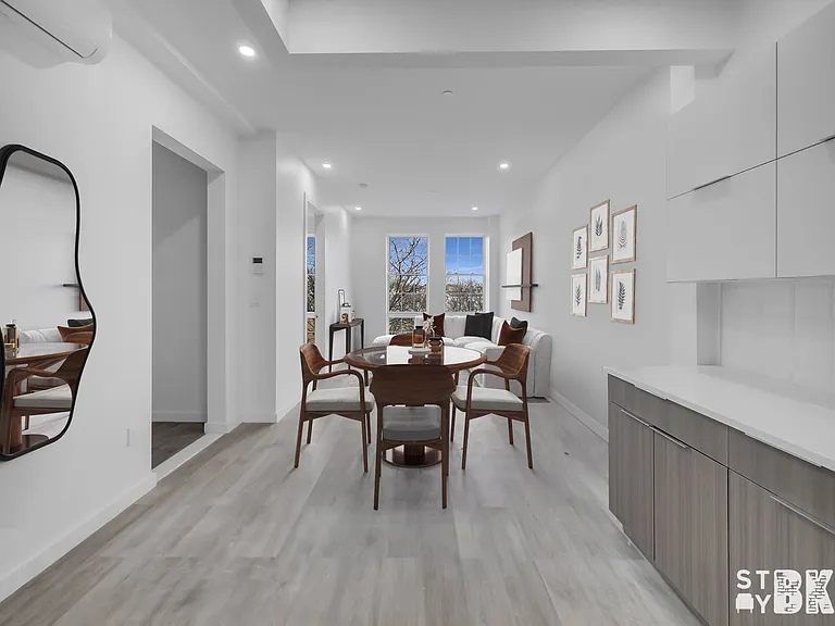 94 Weirfield St #4 — Photo 3