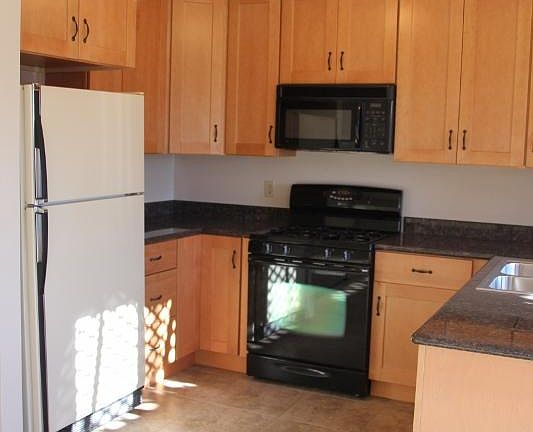 Kitchen was remodeled in 2013. Refrigerator was replaced in