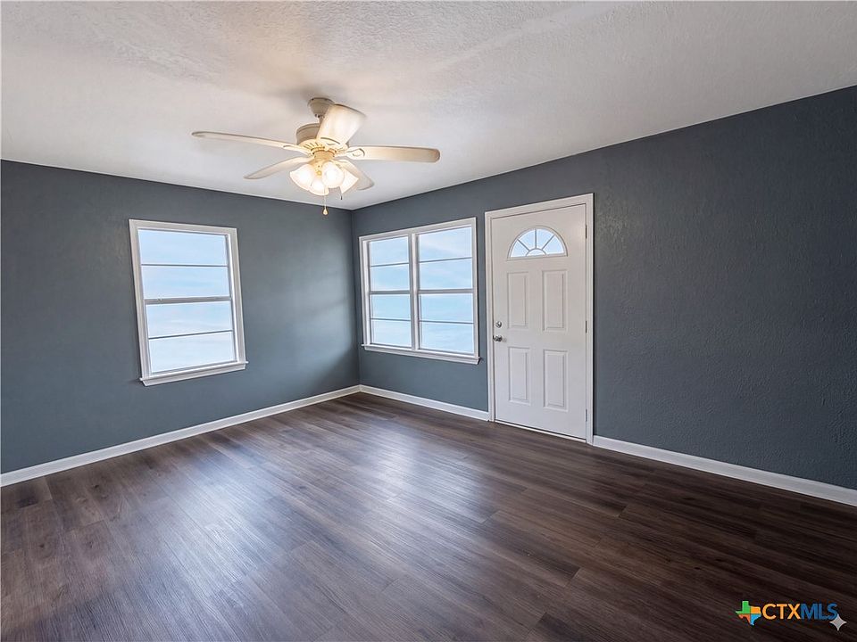 1st image of 810 Attas Ave