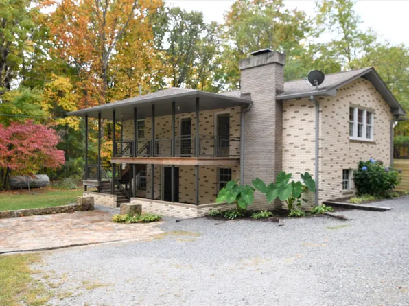 6204 Green Town Rd, Tracy City, TN 37387