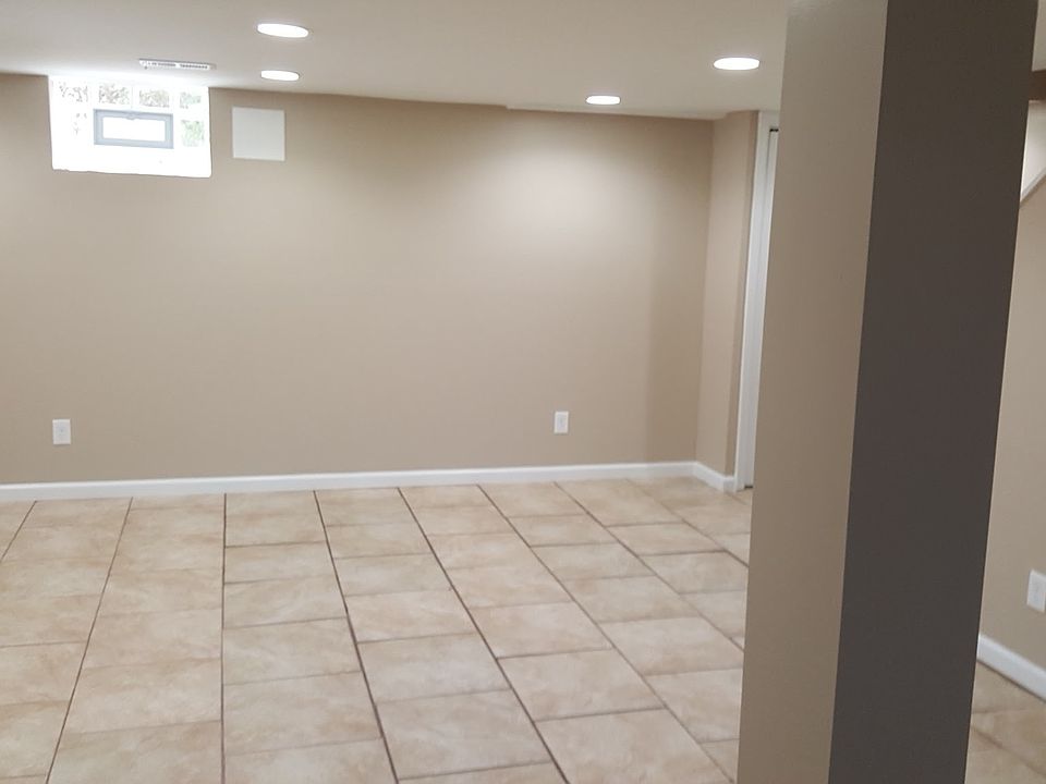 2nd image of 1600 Joplin St