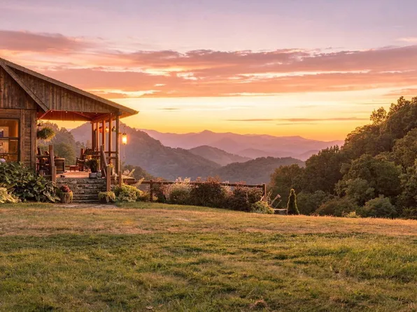 3570 Crabtree Mountain Rd, Clyde, NC 28721