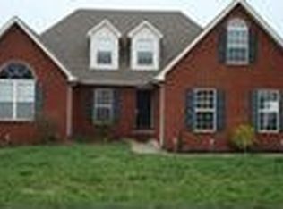 205 Autumn Wood Dr, Murfreesboro, TN 37129