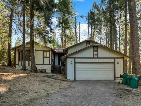 5041 Agate Ct, Pollock Pines, CA 95726
