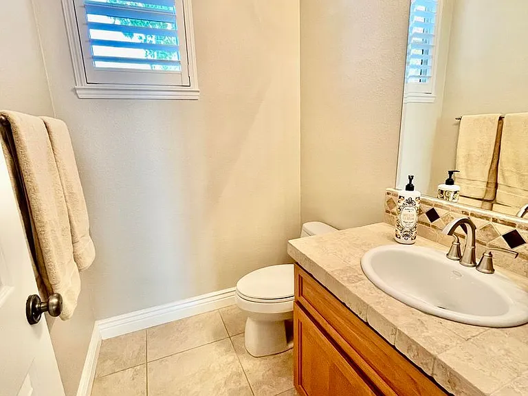 3381 Black Oak Dr — Photo 13