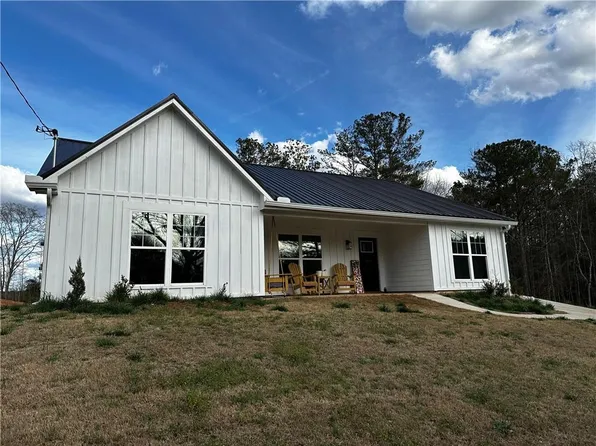 215 Almon Ave, Tallapoosa, GA 30176